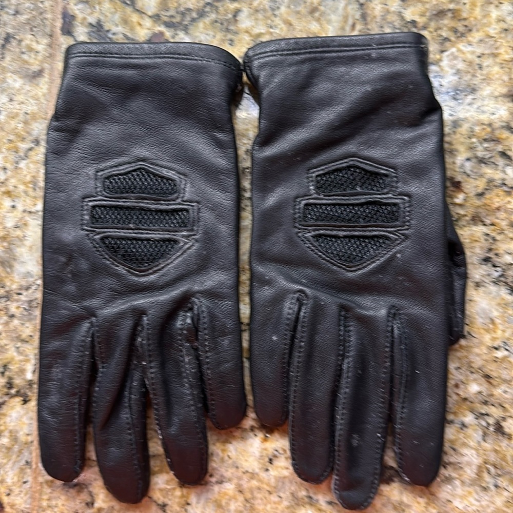 Harley Davidson black leather riding gloves